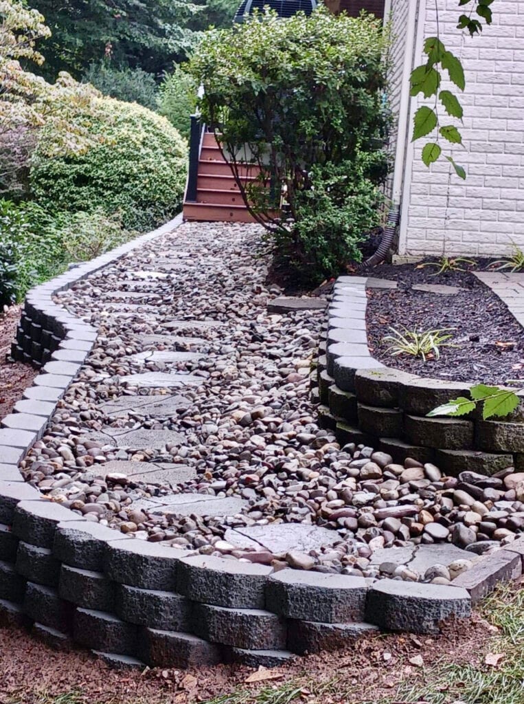 Walkways & retaining wall