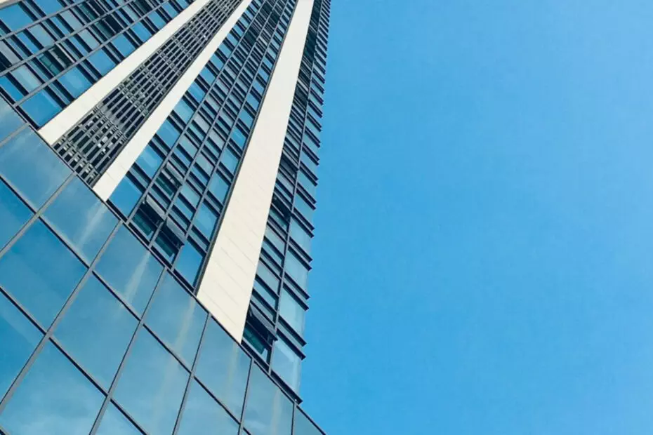 exterior window cleaning